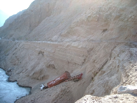 one of the victims of a landslide on KKH.JPG